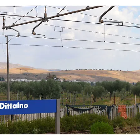 Stazione Dittaino Nocleg ze śniadaniem 3*
